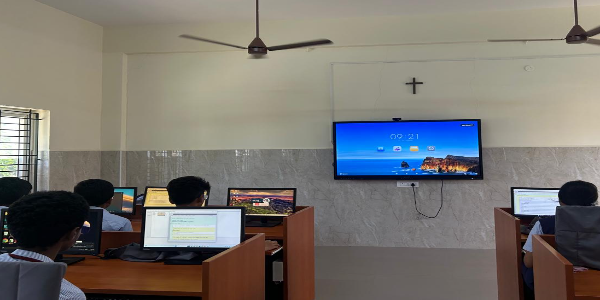 COMPUTER LAB